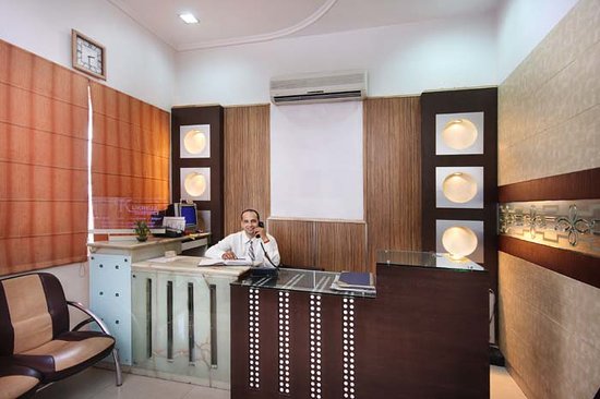 Hotel Mandakini Palace